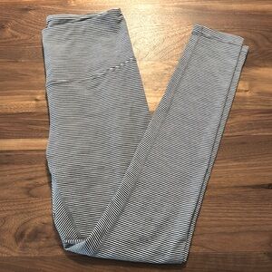 Zella High Waist Striped Leggings, size Medium